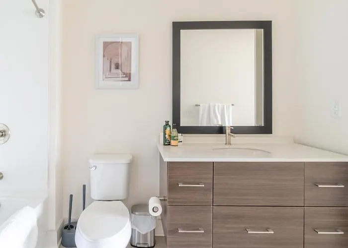 Landing Modern With Amazing Amenities *