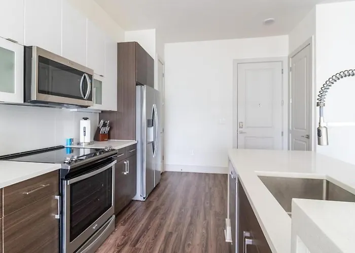 Landing Modern With Amazing Amenities Pittsburgh