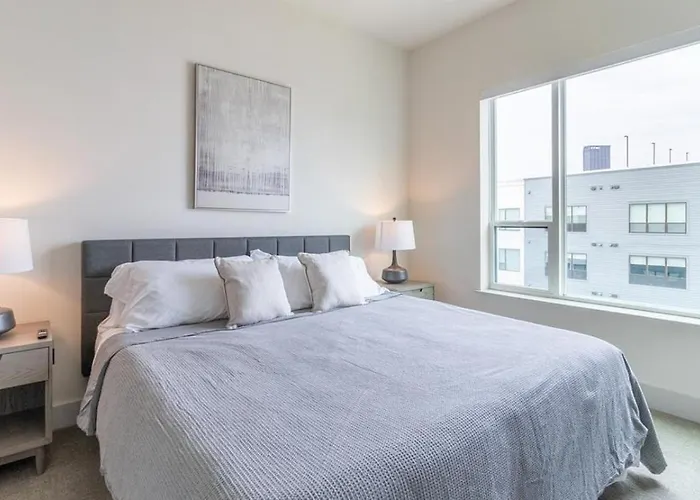 Landing Modern With Amazing Amenities