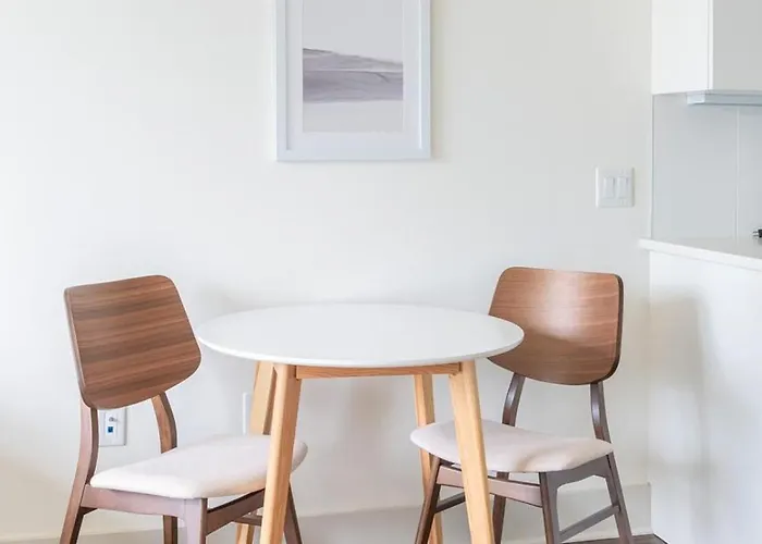 Landing Modern With Amazing Amenities Apartment *